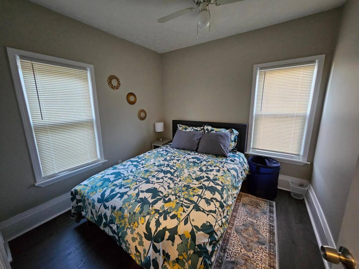 Elegant 4 Bedroom @Cleveland Clinic Area エクステリア 写真